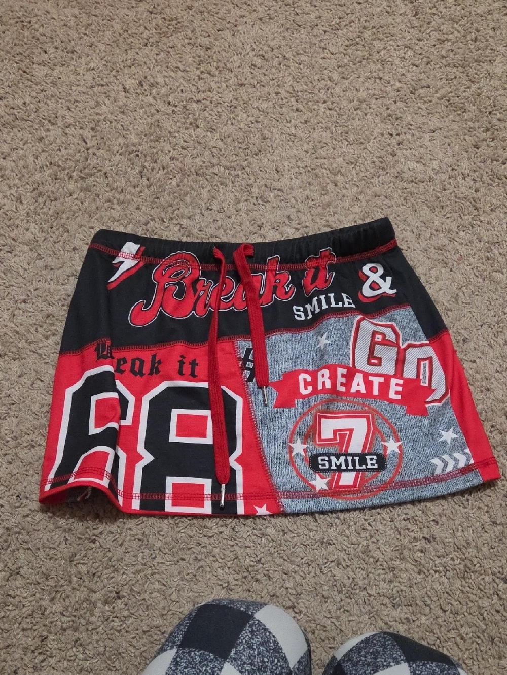 SHEIN Red and Black Graphic Skirt with Drawstring